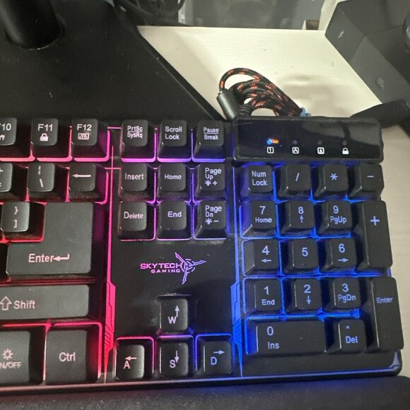 Skytech Wired Light Up Mechanical Gaming Keyboard K-1000  Black - Picture 12 of 12